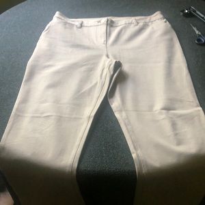 Authentic So Slimming By Chico’s Size 2 Short